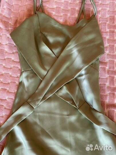 Платье атласное