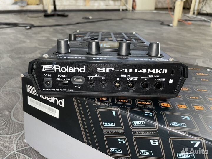 Roland SP-404 mkII Семплер Ай-Шефф