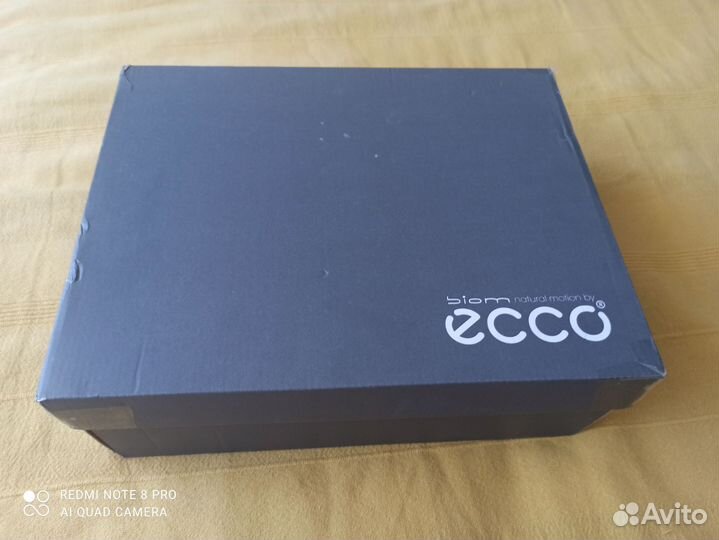Ботинки Ecco трекинговые женские (новые)