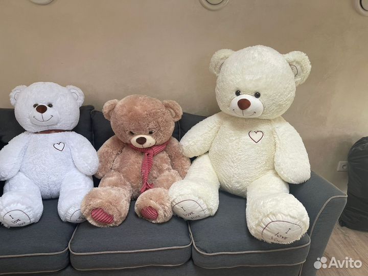 Игрушка медведь огромный белый