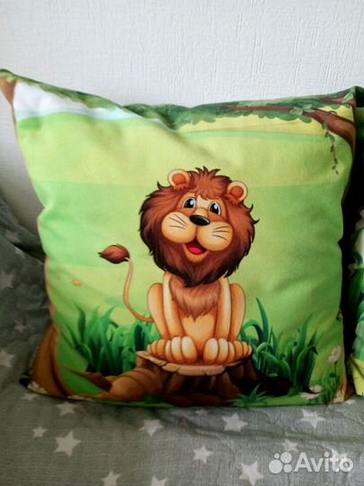 Подушки яркие, необычные