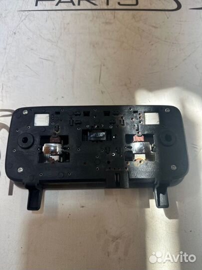 Плафон салона передний Hyundai Solaris 5P G4FC