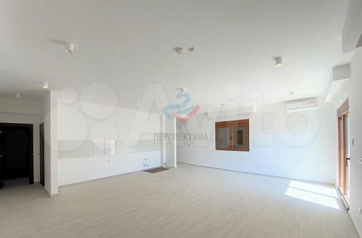 Дом 186 м² на участке 6 сот.