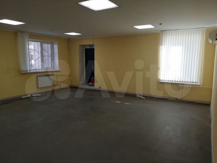 Офисы 13-240м на Сакко и Ванцетти