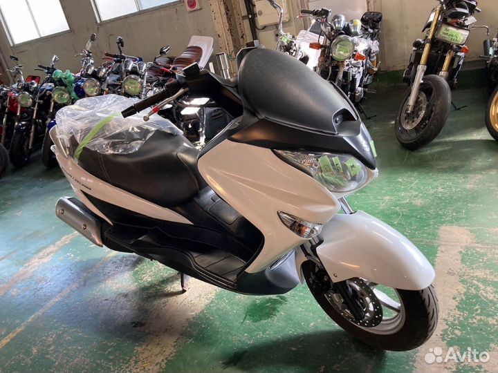 Скутер Suzuki Burgman 200