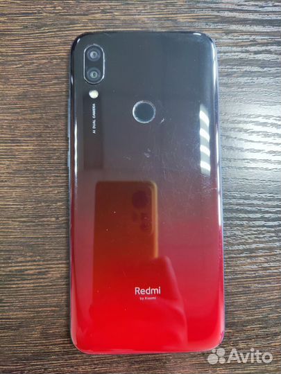 Телефон Xiaomi redmi 7