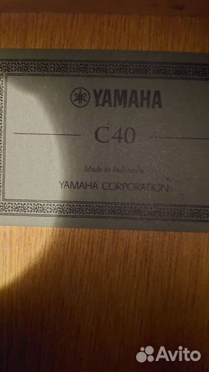 Классическая гитара yamaha c40