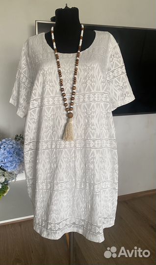 Платье кружевное52-54р молочное