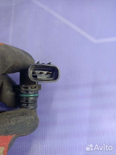 Датчик положения распредвала Hyundai Sonata 6 YF