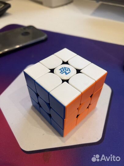 Кубик рубика gan R S
