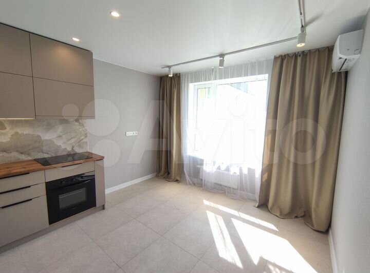 3-к. квартира, 87,5 м², 8/17 эт.