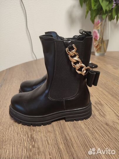 Ботинки для девочки