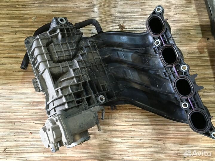 Коллектор впускной Nissan Juke