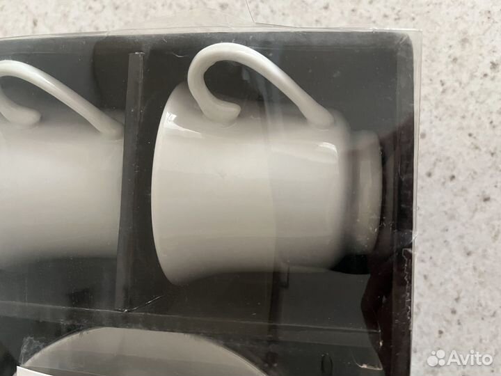 Чайный набор белого цвета