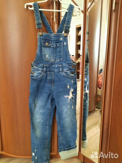 Джинсовый комбинезон для девочки