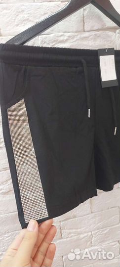 Продам женские шорты