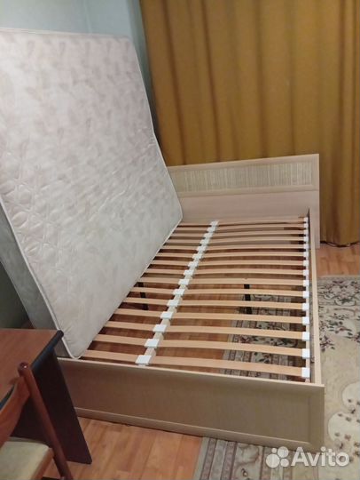 Кровать двухспальная 160 х 200 новая с матрасом