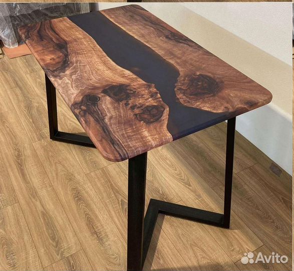 Компьютерный стол 'Norwegian Grade'