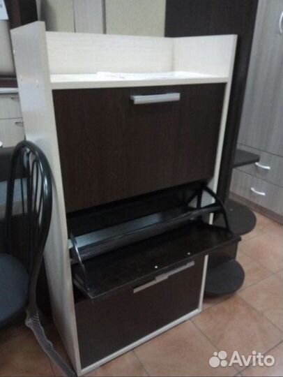 Обувница дели