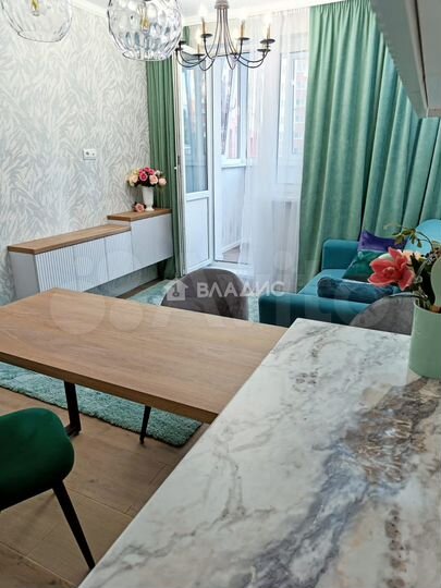 2-к. квартира, 62 м², 3/17 эт.