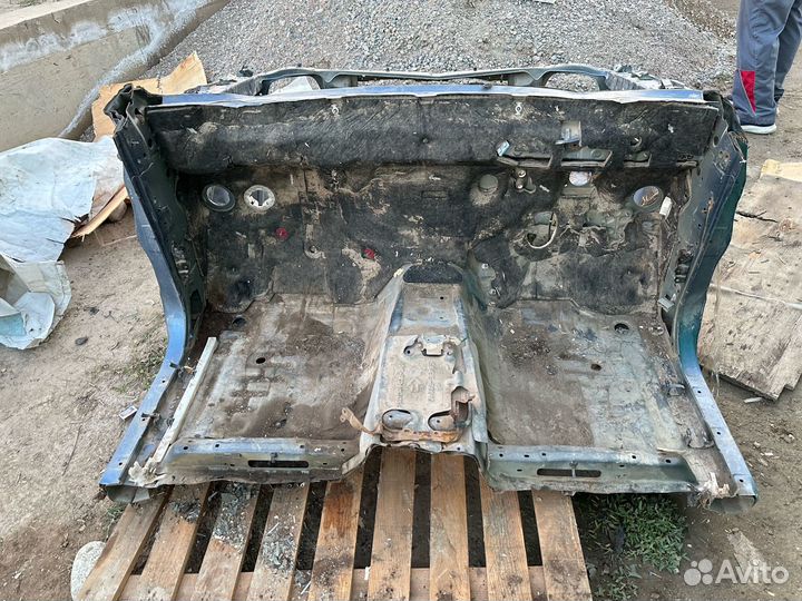 Передняя часть кузова Toyota Prado 150