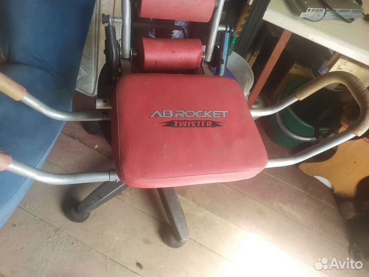 Тренажер для пресса и мышц спины.могу привезти