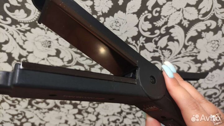 Новый профессиональный утюжок GA.MA