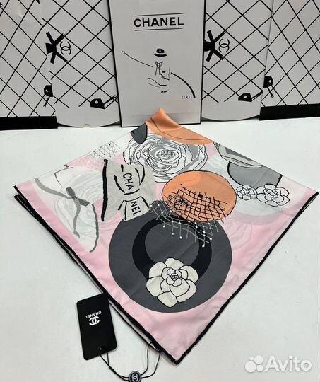 Шелковый платок chanel