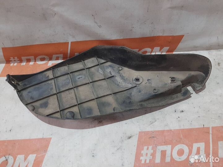 Подкрылок задний правый Mazda 3 BK рест. 2007