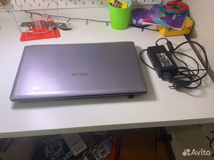 Ноутбук asus