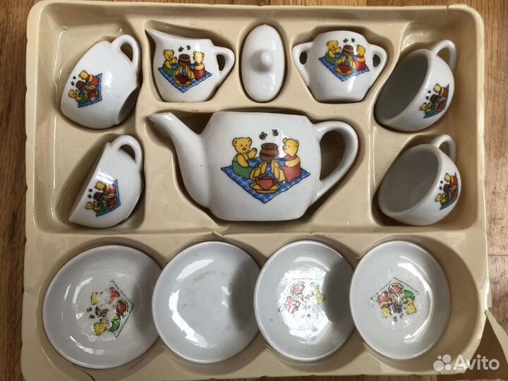 Набор детской посуды и доктора