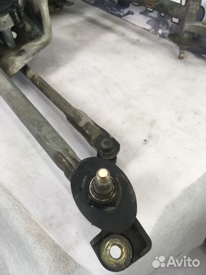 Трапеция дворников Volkswagen Golf 3