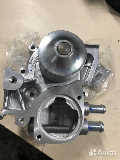 Водяная помпа на Subaru (GMB su15)