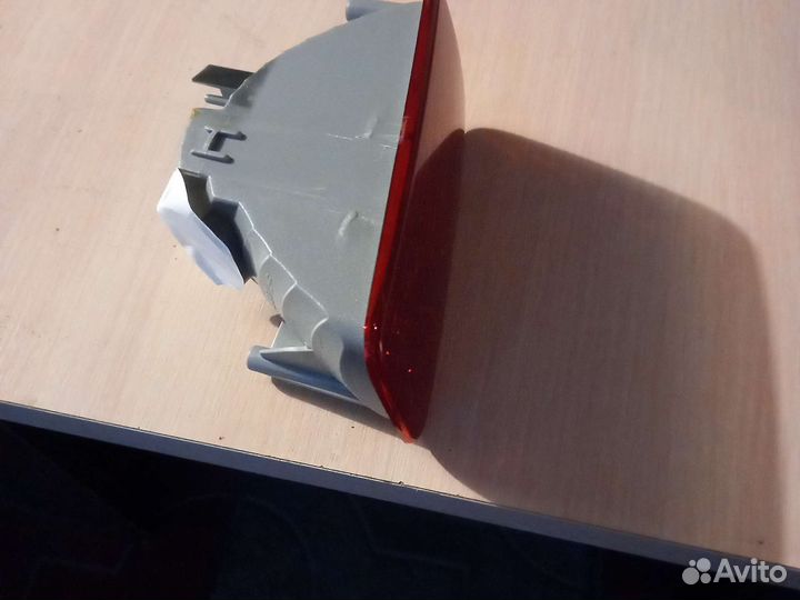 Фонарь задний в бампер Mitsubishi Lancer