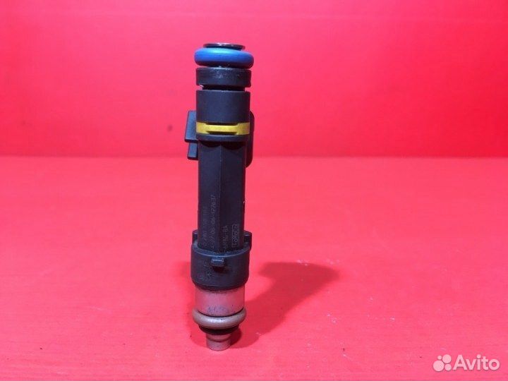 Форсунка Mazda 6 GG L813 2005