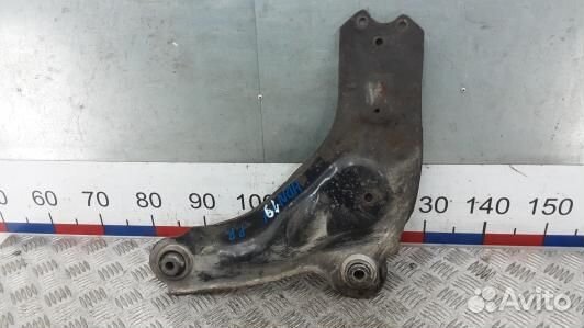 Рычаг передний нижний правый opel vivaro (HDN19LM0