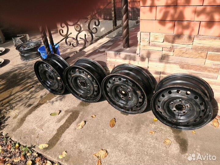 Продам диски 5/114.3 R15