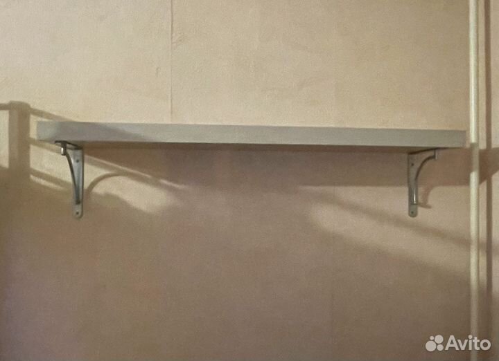 Полка настенная из массива