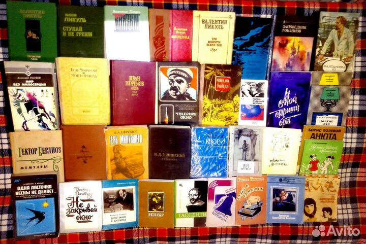 Книги разные военные-романы СССР и журналы