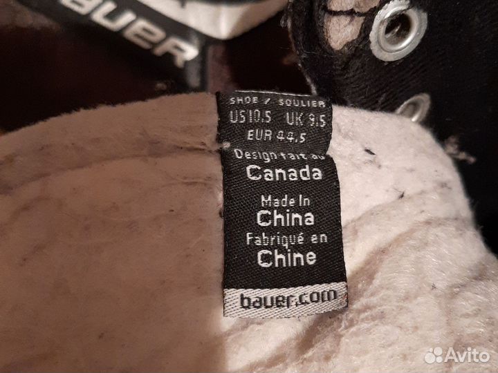 Хоккейный шлем и форма