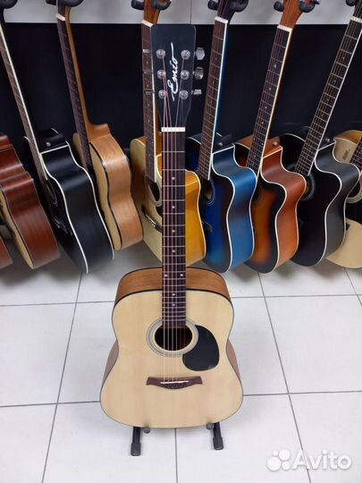Акустическая гитара Индонезия Новая