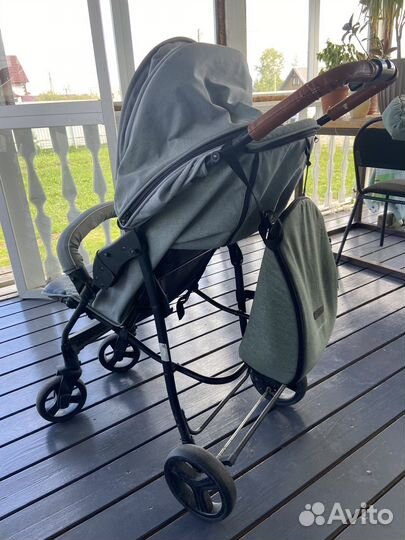 Прогулочная коляска bubago