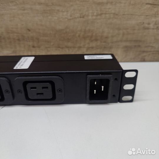 Распределитель питания APC AP9559