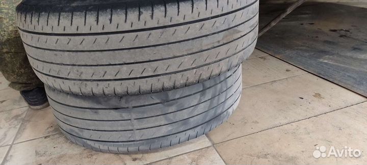 Yokohama 104ZR 225/60 R18