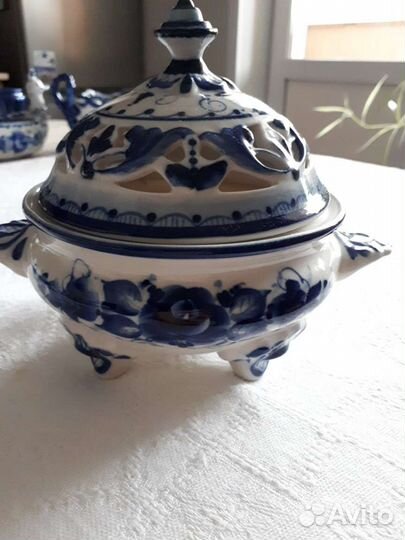 Фарфоровая посуда Гжель