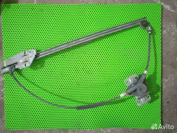 Стеклоподъемник Volkswagen Transporter Caravelle