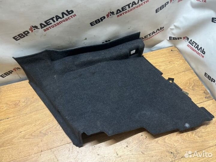 Обшивка багажника задняя левая Bmw 525Xi E60 седан