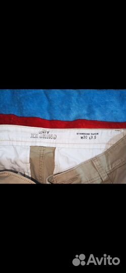 Джинсовые шорты levis