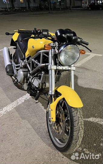 Ducati Monster 800