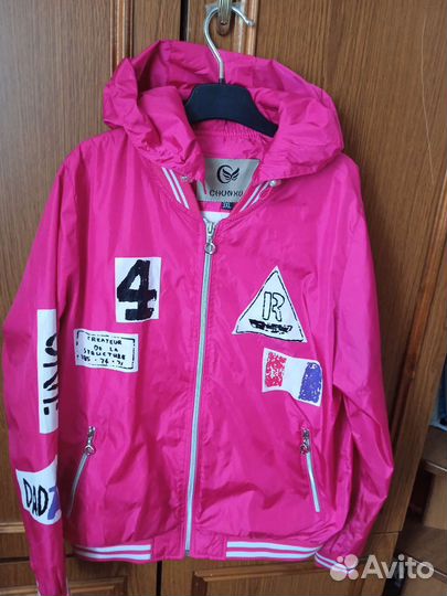 Ветровка для девочки